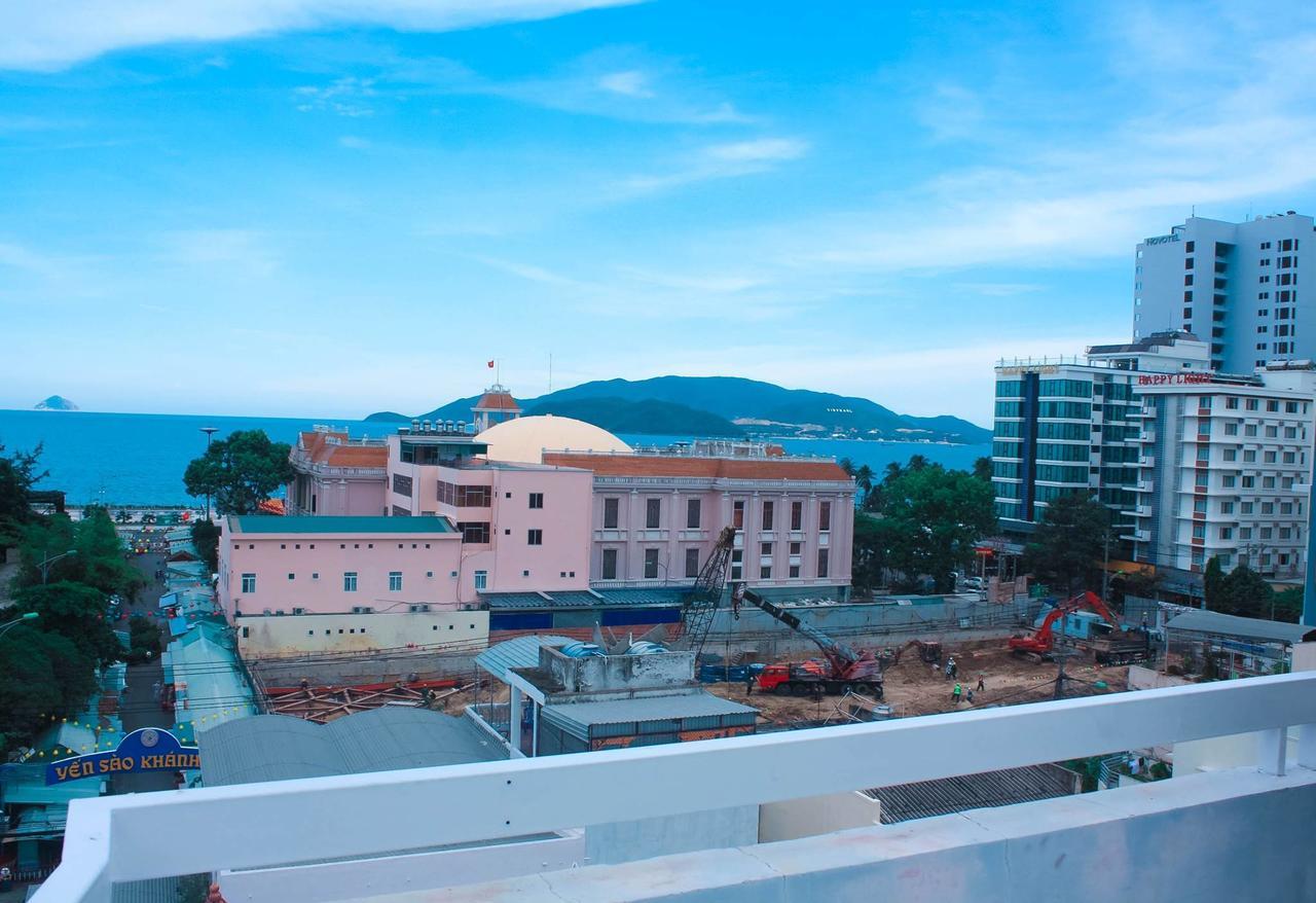 Sea Moon Hotel Nha Trang Exterior photo